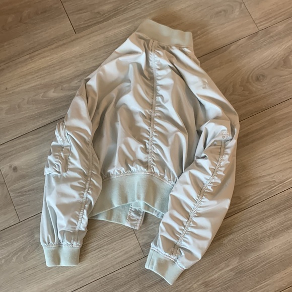 Nike bomber jacket - Picture 2 of 6